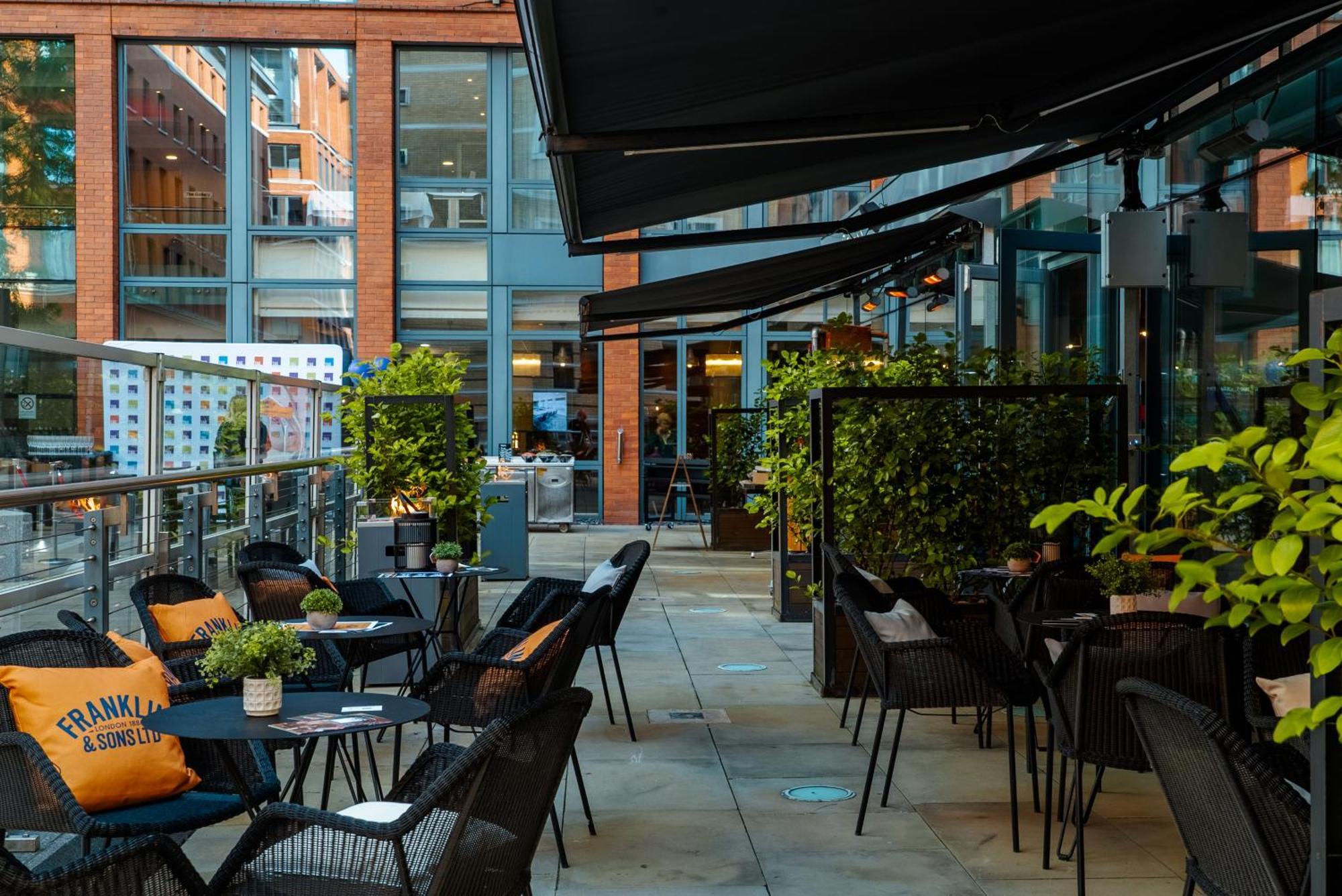 Hilton Garden Inn Birmingham Brindley Place Exterior foto