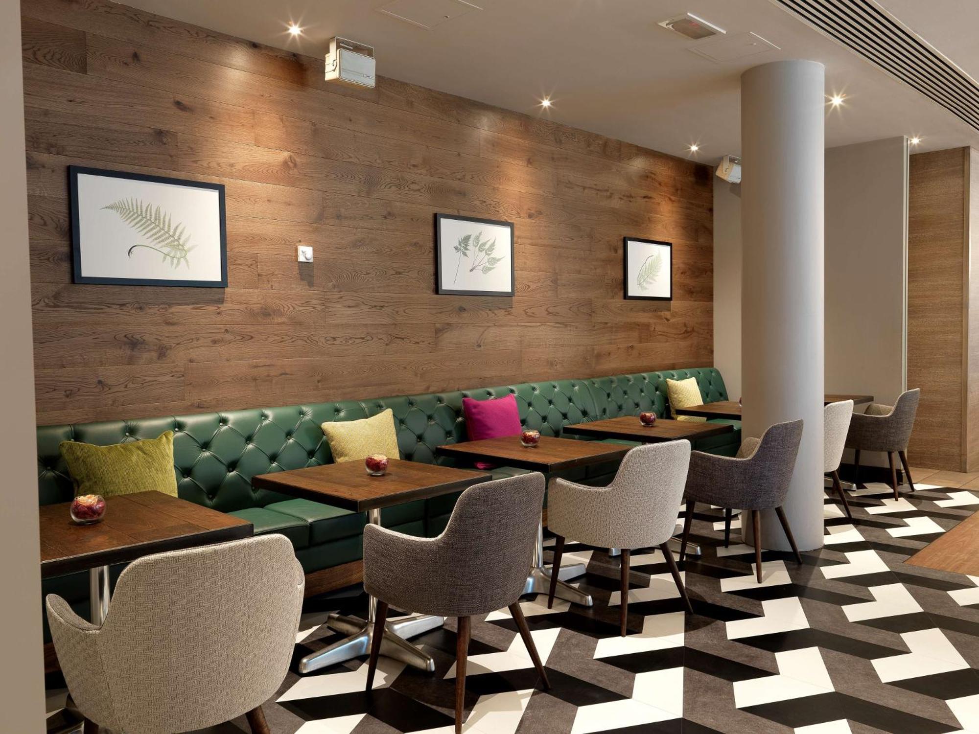 Hilton Garden Inn Birmingham Brindley Place Exterior foto
