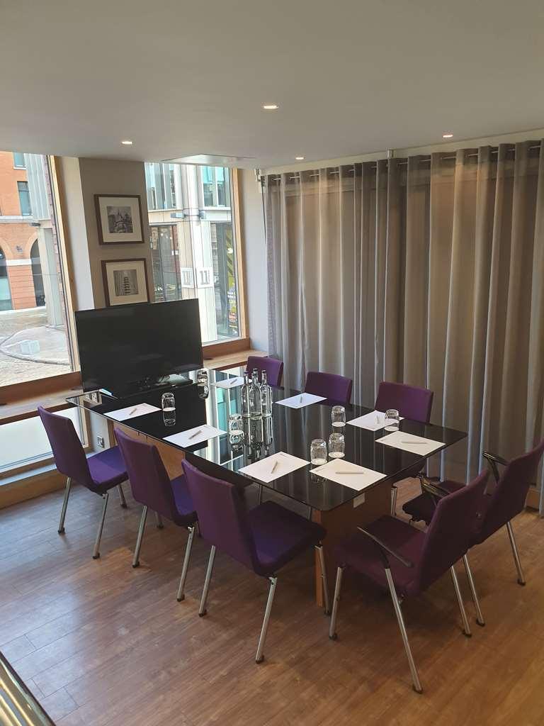 Hilton Garden Inn Birmingham Brindley Place Facilidades foto